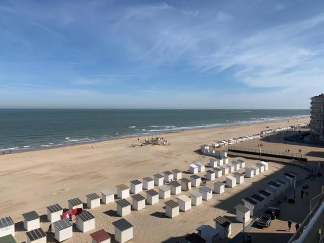Parel Aan Het Strand Остенде Экстерьер фото